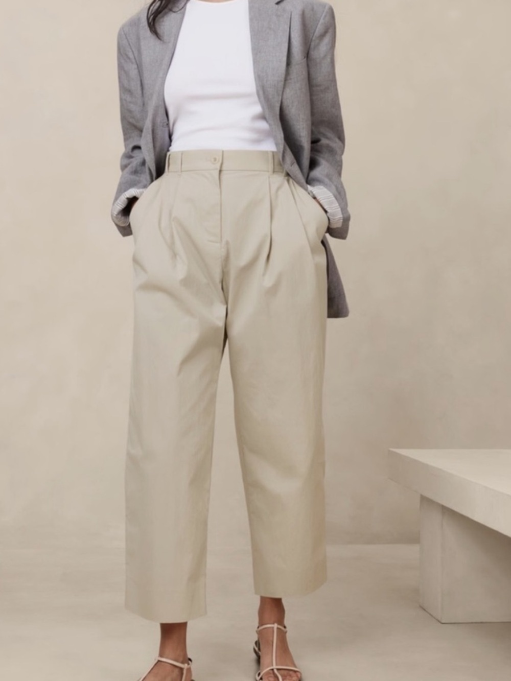 Banana Republic Avila Barrel-Leg Pants Cream Pleated High Rise NWT